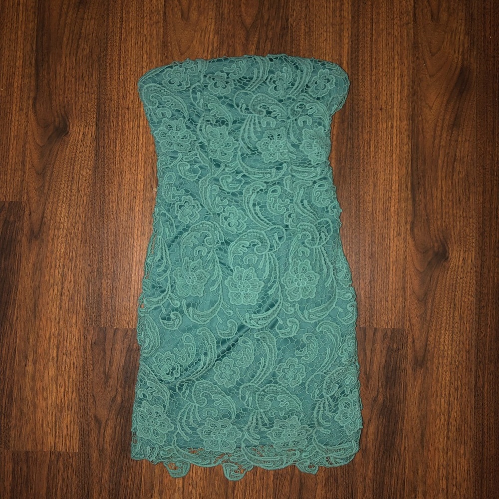 NWT Love Point Strapless Dress